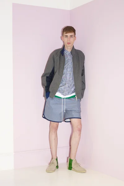 Look 8